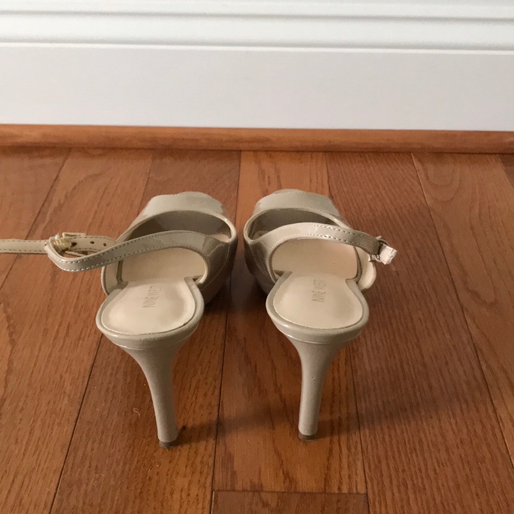 Nine West sling back heels - Picture 3 of 4